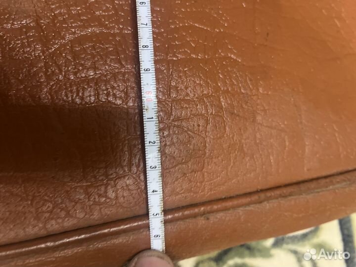 Кожаный дорожный чемодан