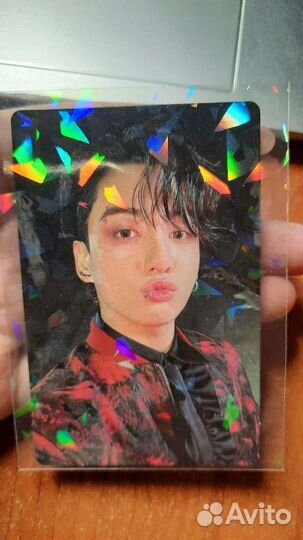 Рандомная карта из фотобука Чонгука