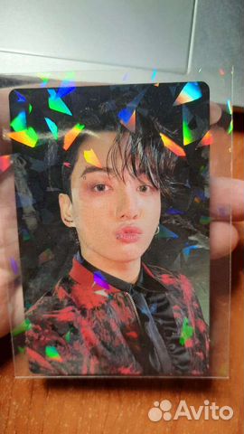 Рандомная карта из фотобука Чонгука