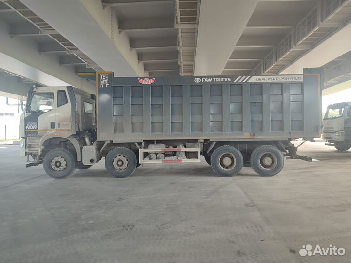 FAW J6 CA3310P66K24T4E5, 2023