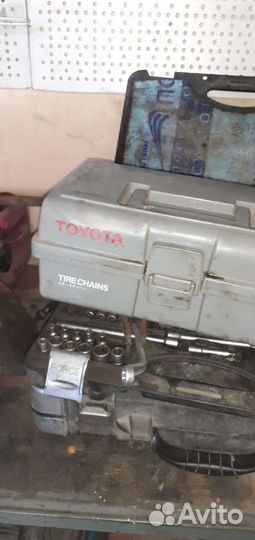 Цепи противоскольжения на колеса