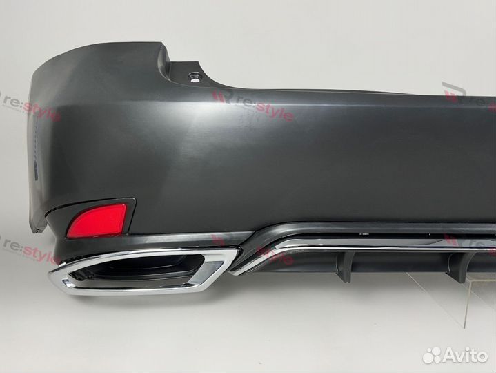 Бампер задний Lexus RX450h 10-15 Стиль 2020 U2461