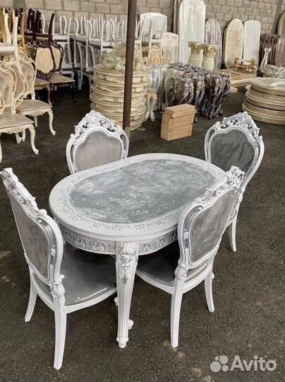 Столы и стулья новые