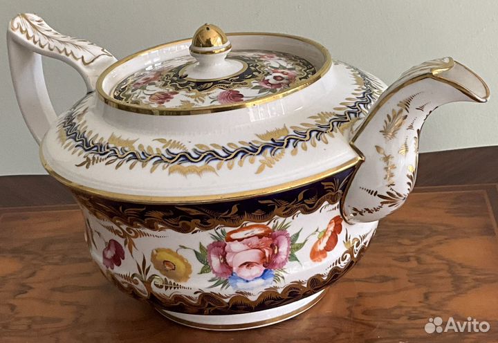 Антикварный чайник. Англия