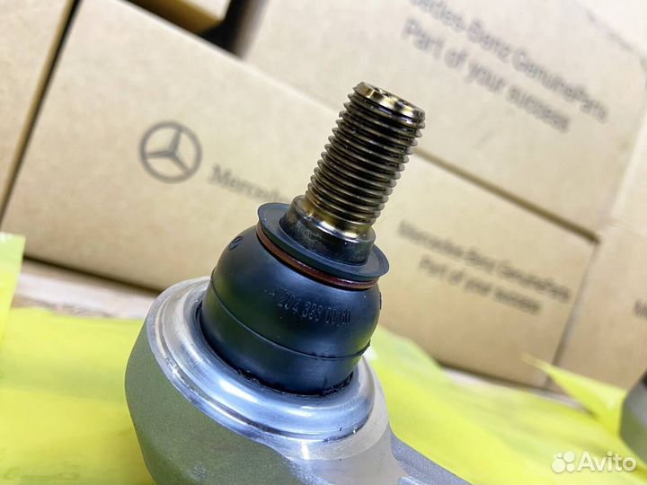 Рычаги передней подвески оригинал для W204 С204