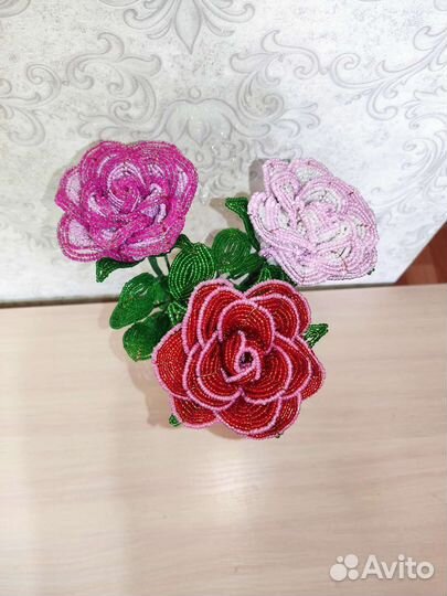 Цвета и деревья на заказ из бисера