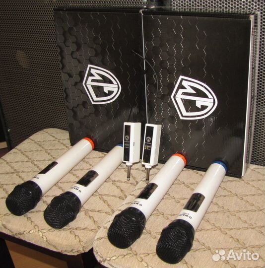 Микрофоны вокальные 4шт радио C-Mark X120V Pro New
