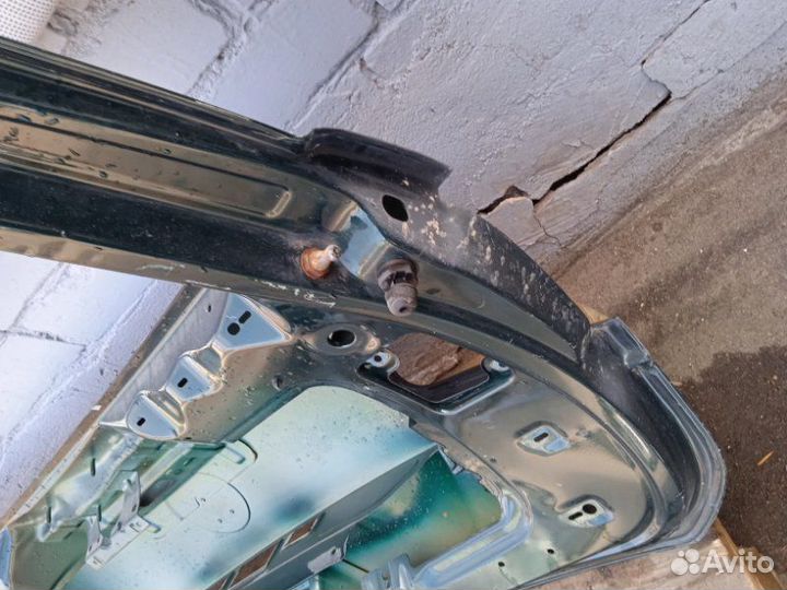 Крышка дверь багажника Volkswagen Touareg 7L 2013