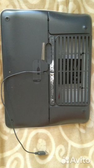 Охлаждающая подставка для ноутбука