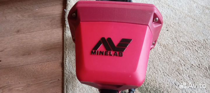 Металлоискатель Minelab Vanquish 440