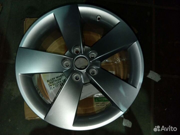 Колёсный диск 17 VAG