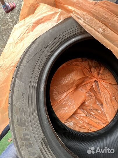 Yokohama Bluearth ES32 215/55 R17 94V