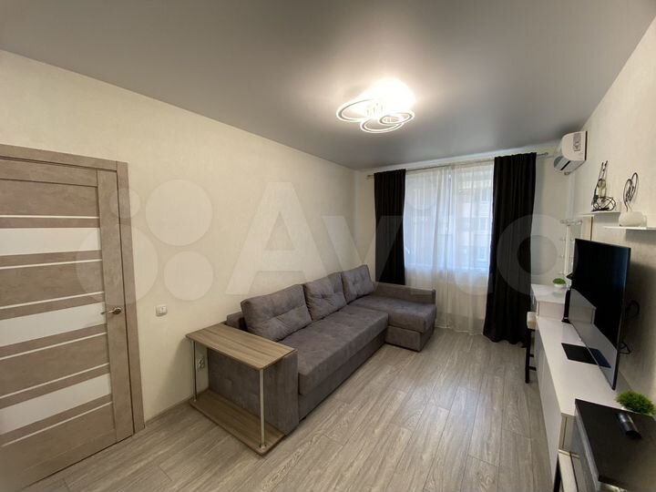 1-к. квартира, 43 м², 2/4 эт.