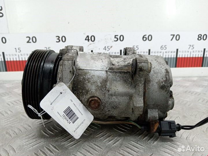 Компрессор кондиционера для Volkswagen Golf 4