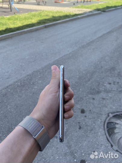 iPhone X, 256 ГБ