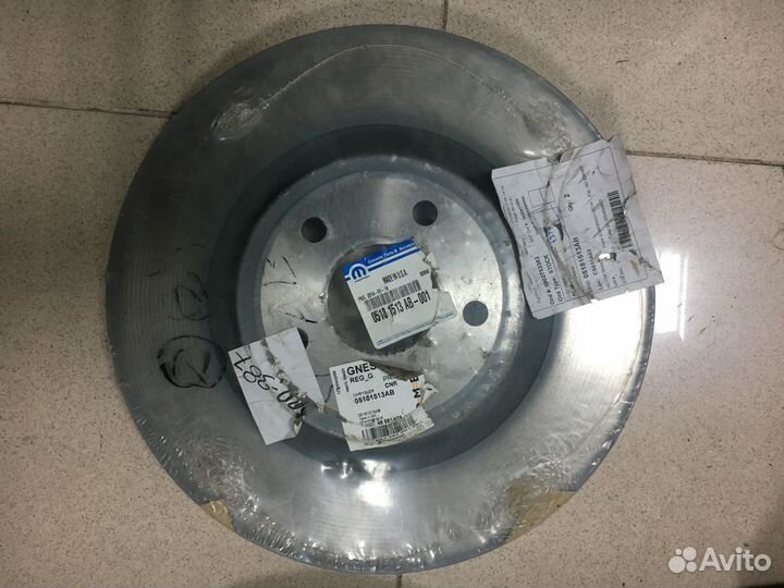 Диск тормозной передний Jeep Grand Cherokee SRT8