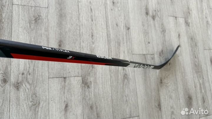 Клюшка хоккейная