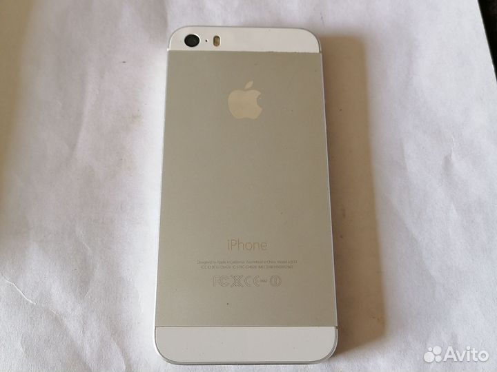 Телефон iPhone 5s 16г.б