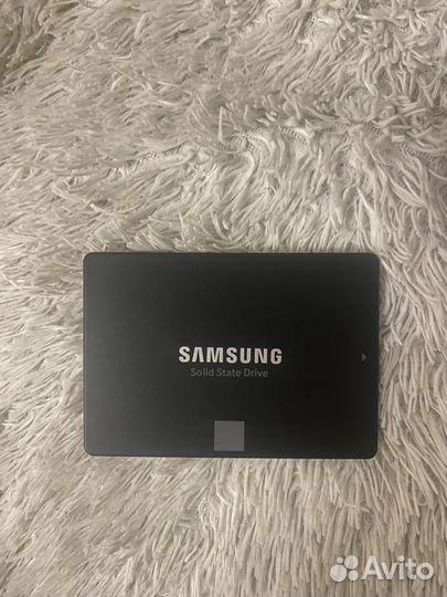Samsung 860 EVO SSD