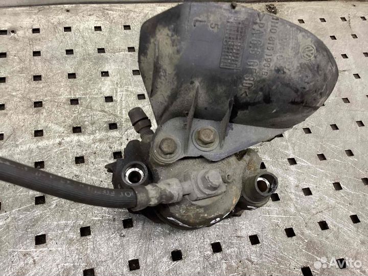 Суппорт передний левый Volkswagen Polo