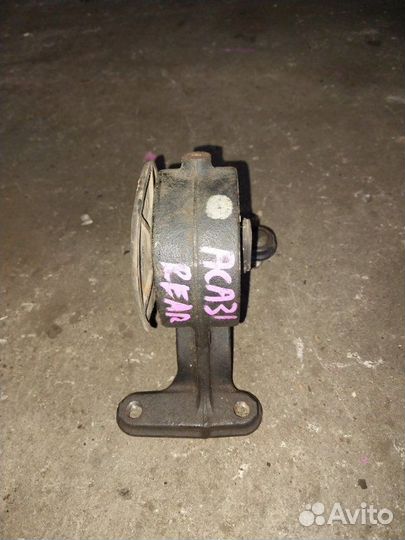 Подушка двигателя задняя Toyota Rav4 ACA31 2azfe