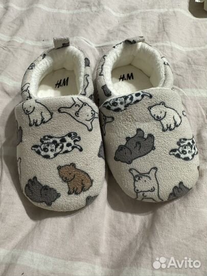 Кроссовки ботинки тапочки