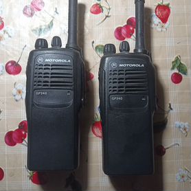 Продам две рации Motorola GP340 (403-470)