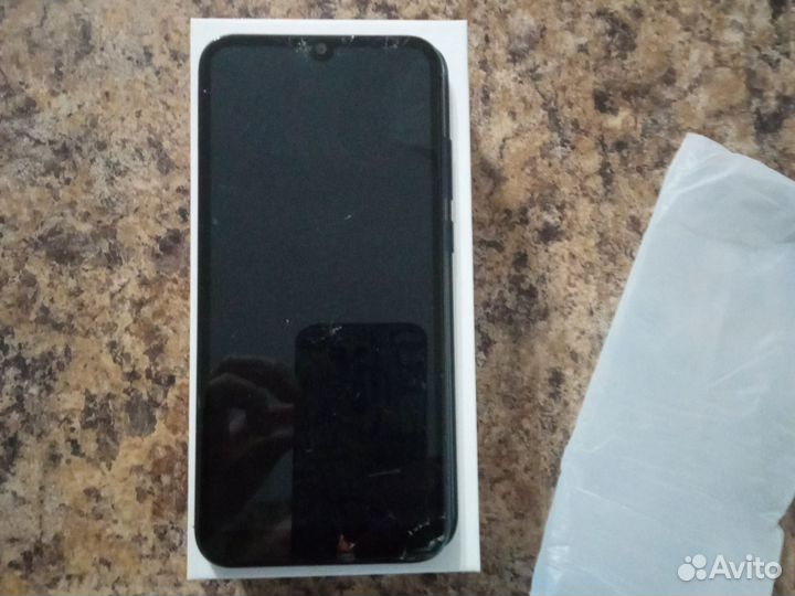 HUAWEI Y6s, 3/64 ГБ