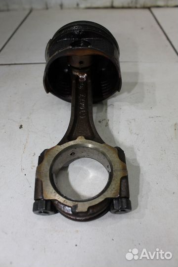 Поршень с шатуном для Geely MK 2008-2015 джилли