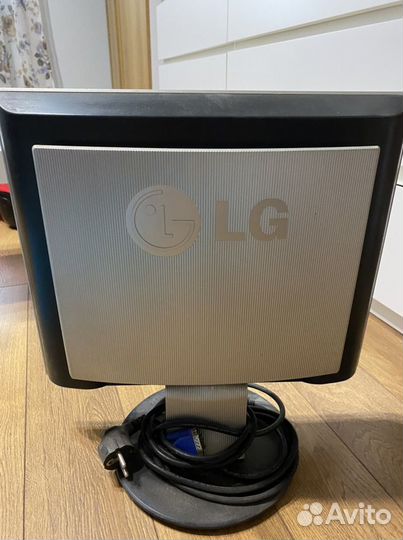 ЖК монитор LG flatron l1730s