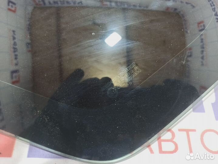 Стекло кузовное глухое левое заднее Suzuki SX4 845