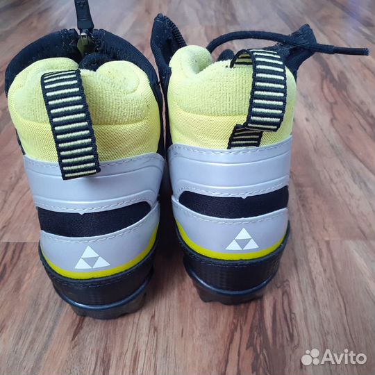 Лыжные ботинки fischer 31