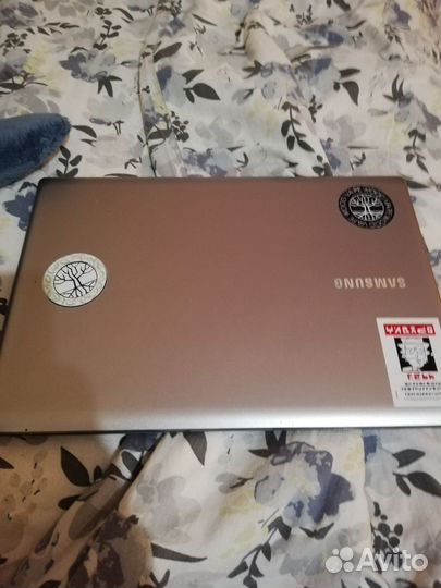 Ноутбук samsung на запчасти