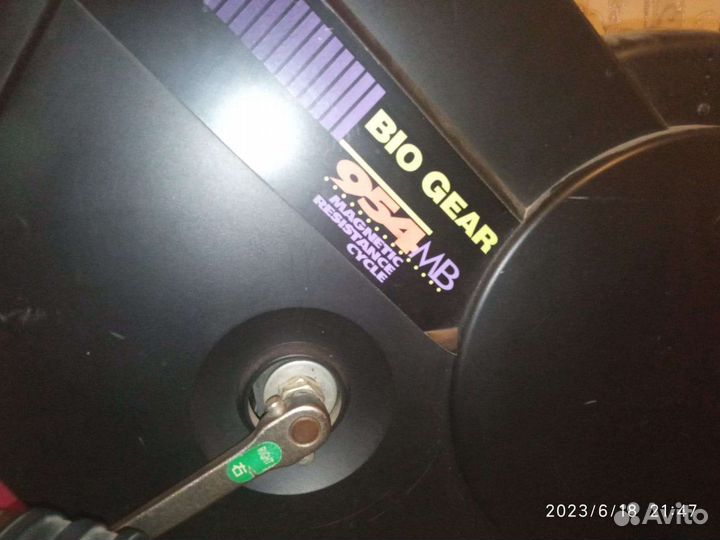 Велотренажер бу biogear 954 MB