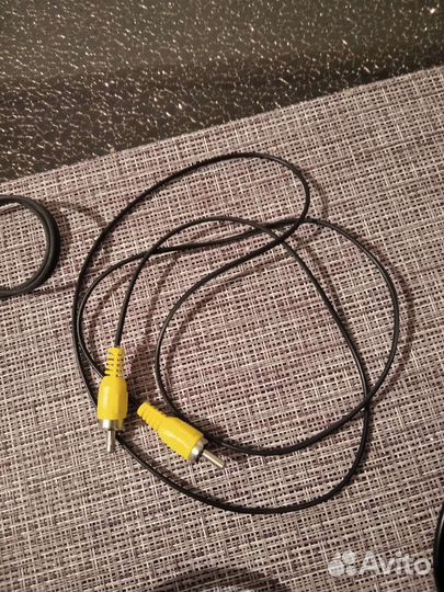 Зарядник, шнуры