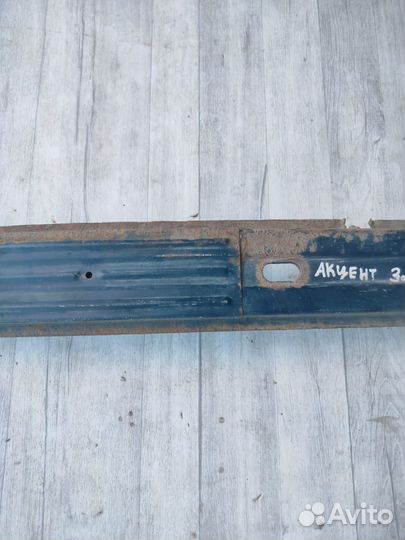 Усилитель бампера задний Hyundai Accent, II 2000