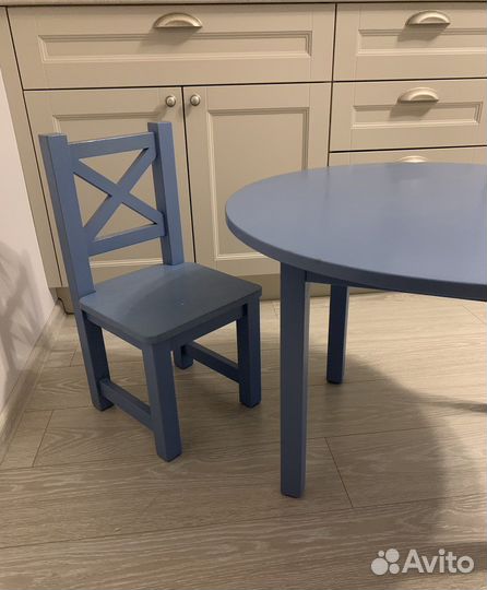 Детский стол и стул