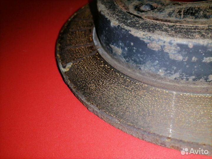 Тормозной диск задний Hyundai Solaris RB G4FA 2011