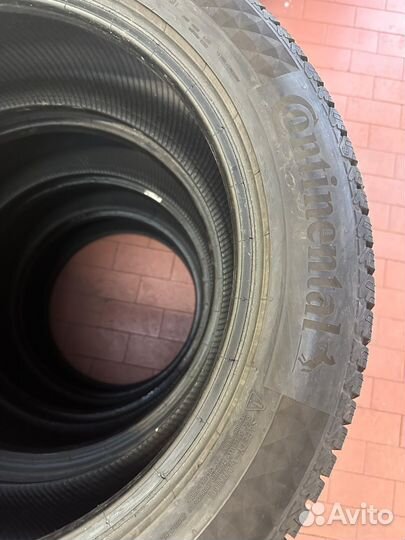 Continental ContiVikingContact 7 245/50 R19 105T