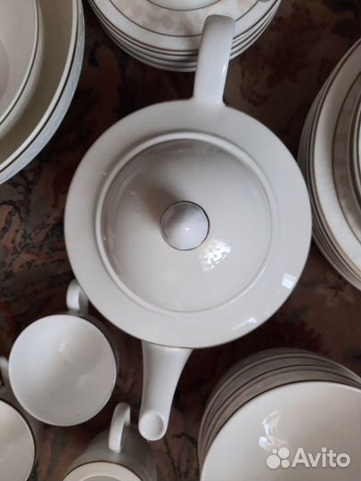 Villeroy&Boch. Сервиз столовый и чайный