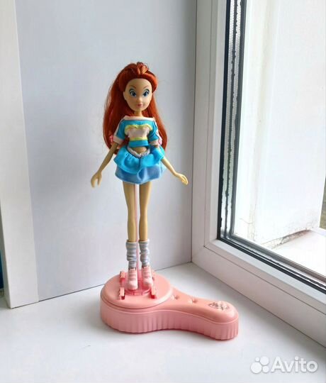Кукла winx Блум
