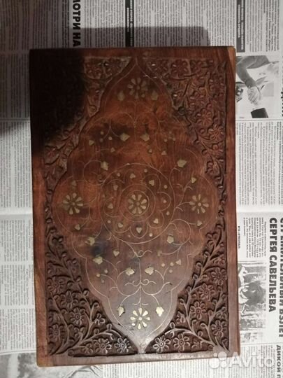 Деревянная шкатулка большая