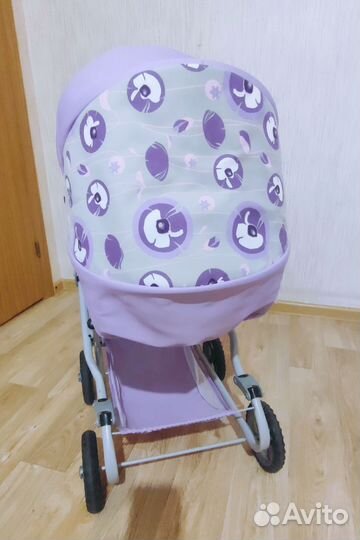 Коляска кукольная