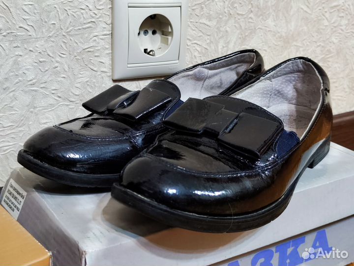 Детская одежда и обувь для девочек