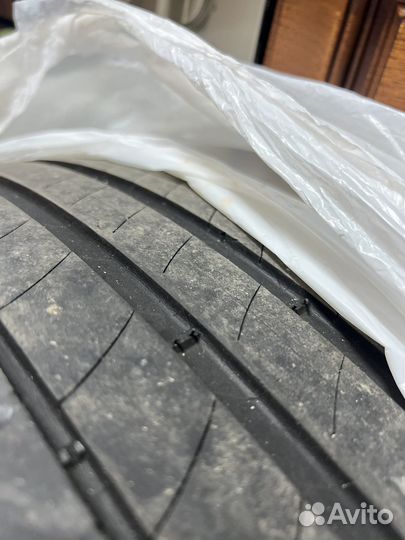 Michelin Primacy 3 215/65 R17