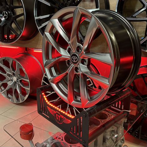 Литые диски Toyota 8.5×R18 5×114.3