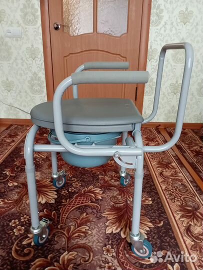 Стул туалет для инвалидов санитарный