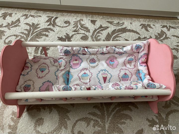 Кукольная кроватка-качалка