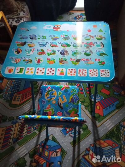 Детский стол и стул