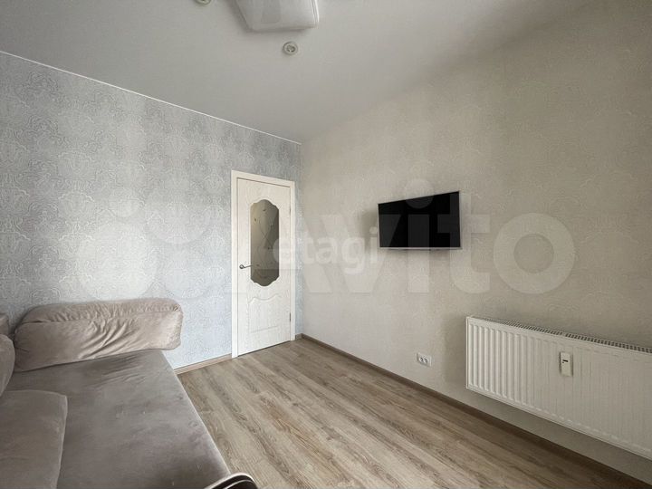 2-к. квартира, 43,2 м², 9/10 эт.